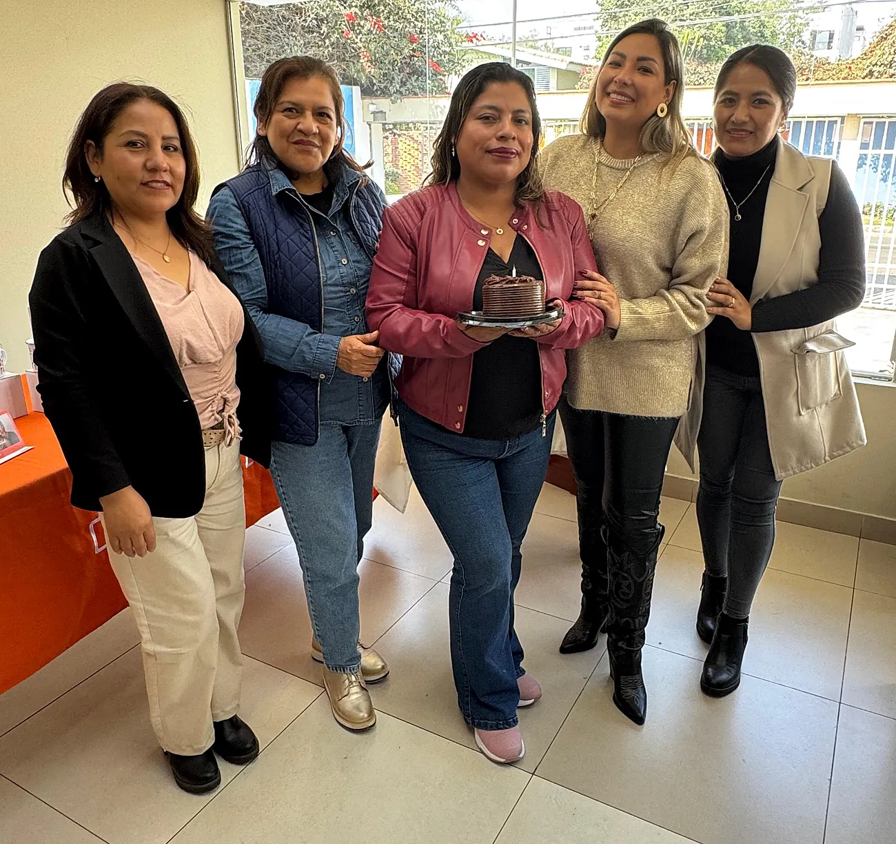 Celebrar también es trabajo. Cierre de campaña con las consultoras del equipo.